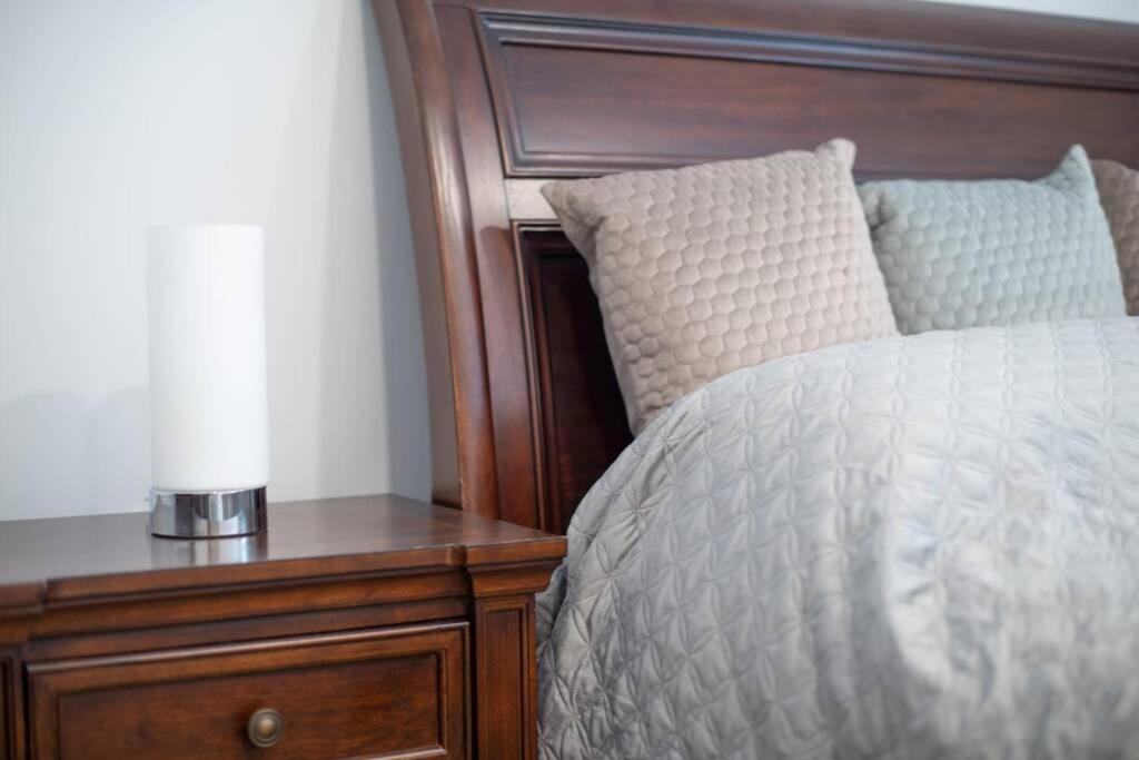 Luxurious Oak Park Apartment By Polo Apartments Kaunas Luaran gambar