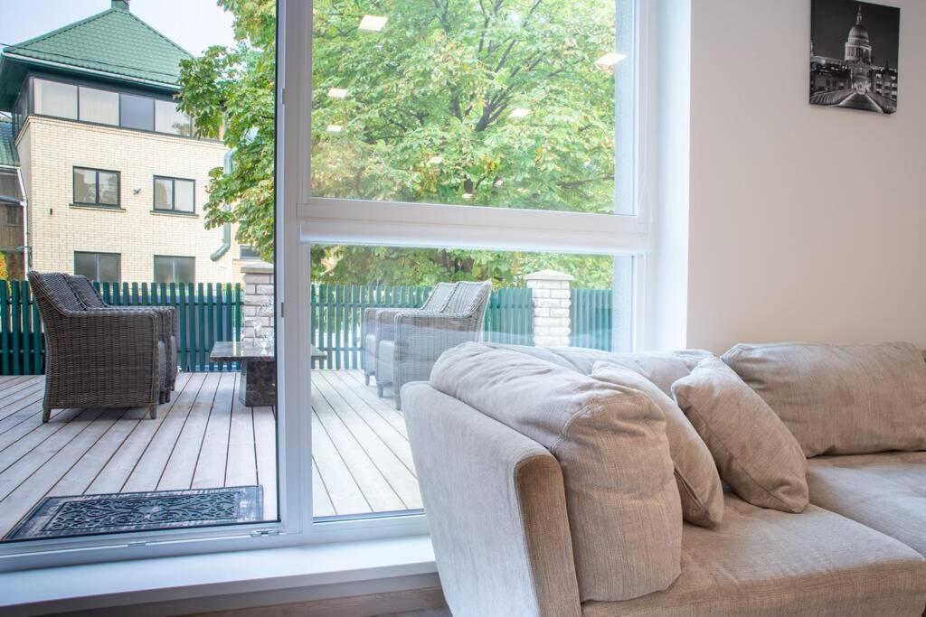 Luxurious Oak Park Apartment By Polo Apartments Kaunas Luaran gambar