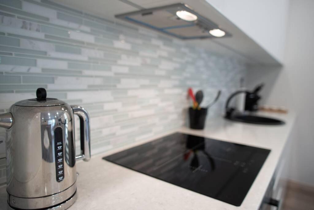 Luxurious Oak Park Apartment By Polo Apartments Kaunas Luaran gambar
